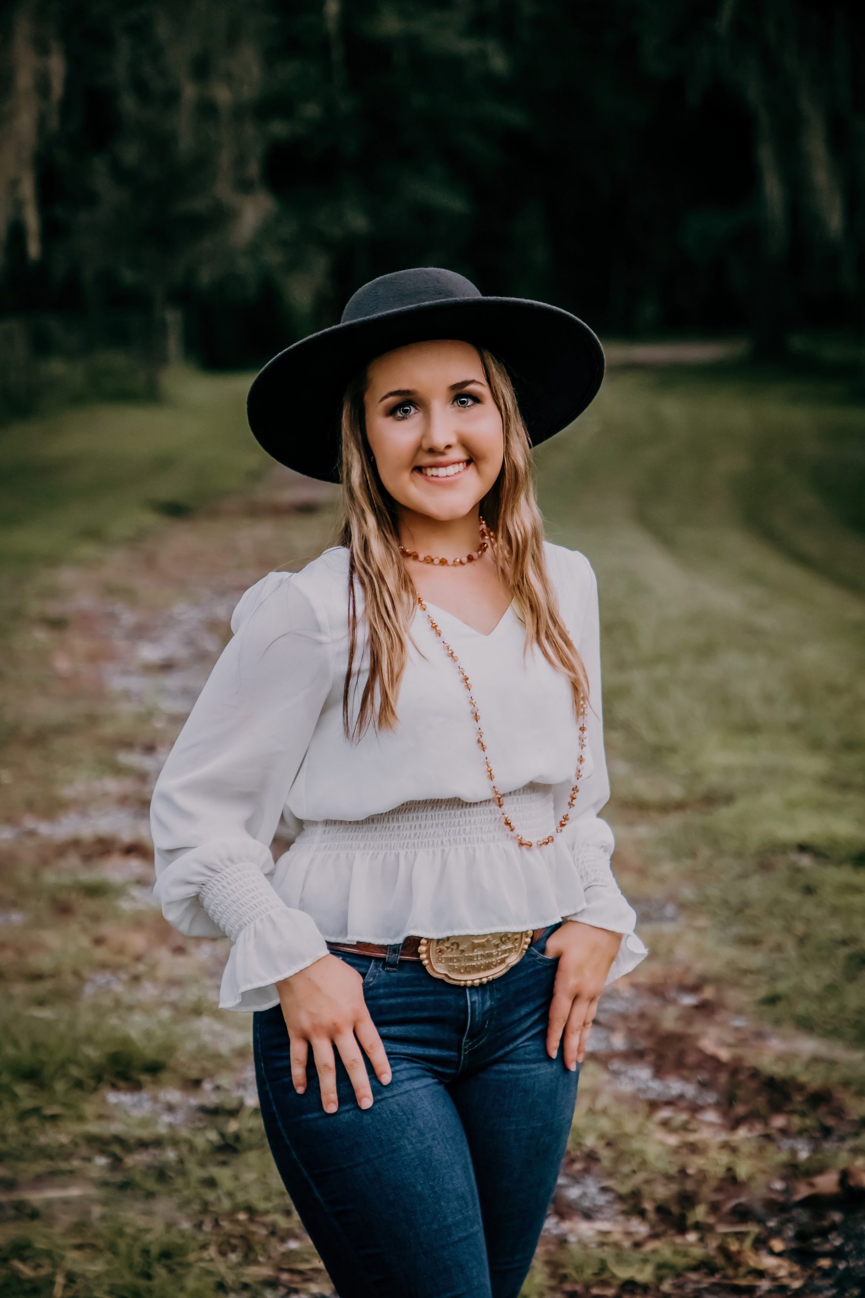 Emma Rhoden named to Beef Show Teamat Connors State College